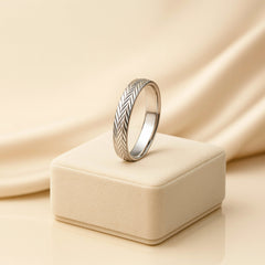 925 Sterling Silver Men’s Ring | Rhodium Plated Chevron Pattern Band
