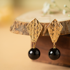 Gold plated black pearl earring