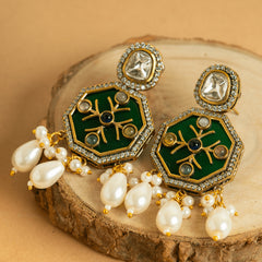 Mesmerizing Designer Traditional Rajwadi Set