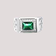 Luxurious Emerald-Cut Green Stone 925 Sterling Silver Ring