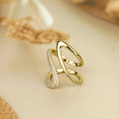 Lumina Line Diamond Ring