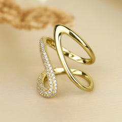 Lumina Line Diamond Ring