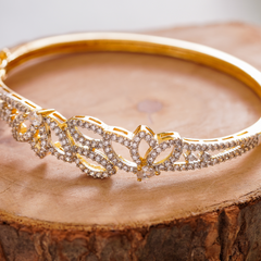 Unique gold plated Petals diamond Bracelet