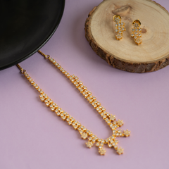 Set of gold plated unique diamond necklace and earring