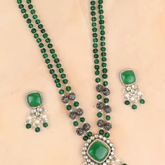 Rajwadi Majestic Green Kundan Necklace with Earrings