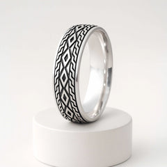 925 Sterling Silver Men’s Ring | Rhodium Plated Diamond Pattern Band