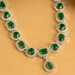 Green America Diamond Victorian Necklace Set With Earrings