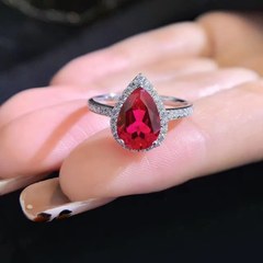 925 Sterling Silver Teardrop Elegance Pear Ring