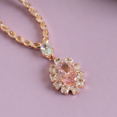 Set of pink diamond pendant and earring