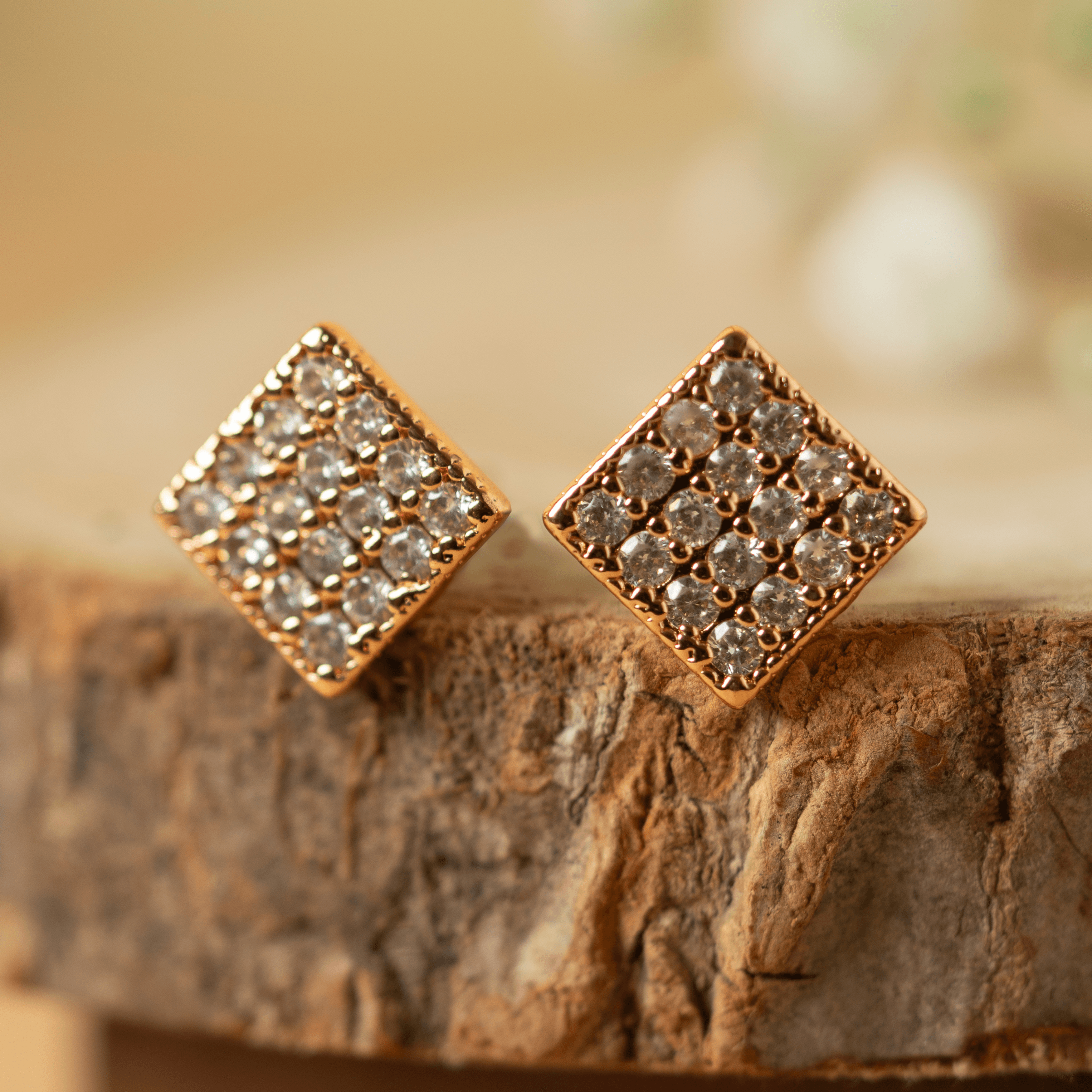 Unique Design Gold Plated Kesu Diamond Stud Earrings - Rukhmani