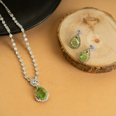 Light Green Tear Diamond Clear Crystals Necklace With Earrings