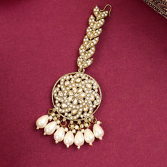 Pearl with Round Kundan Jaipuri Mangtika