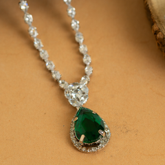 Natural Green Tear Diamond Clear Crystals Necklace With Earrings