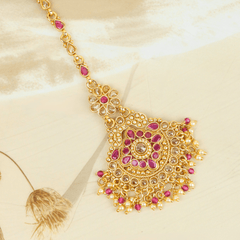 Gold Plated Radiant Red Kundan Mangtika