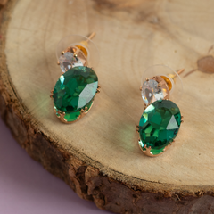 Set of green diamond pendant and earring