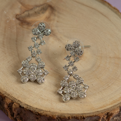 Set of silver plated unique diamond necklace and earring