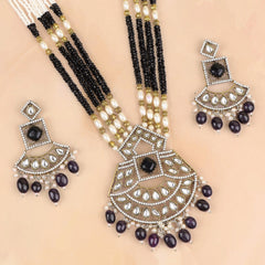 Black Beaded Kundan Necklace With Earrings - Rukhmani